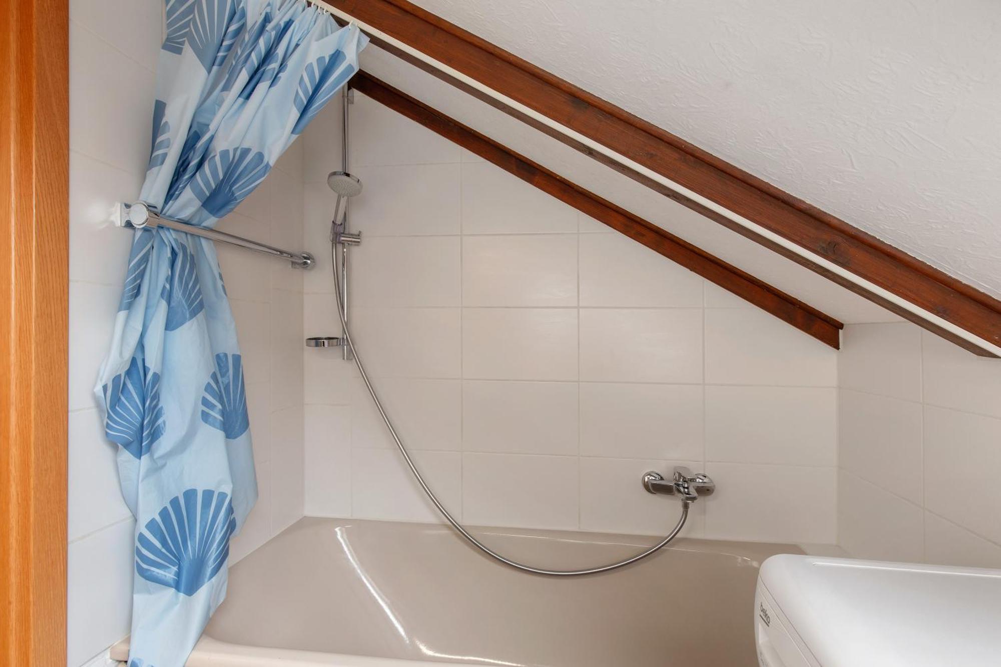 Ferienwohnung Fernsicht Zwiefalten エクステリア 写真