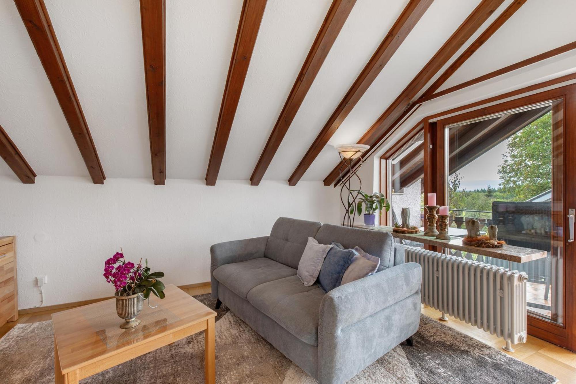 Ferienwohnung Fernsicht Zwiefalten エクステリア 写真