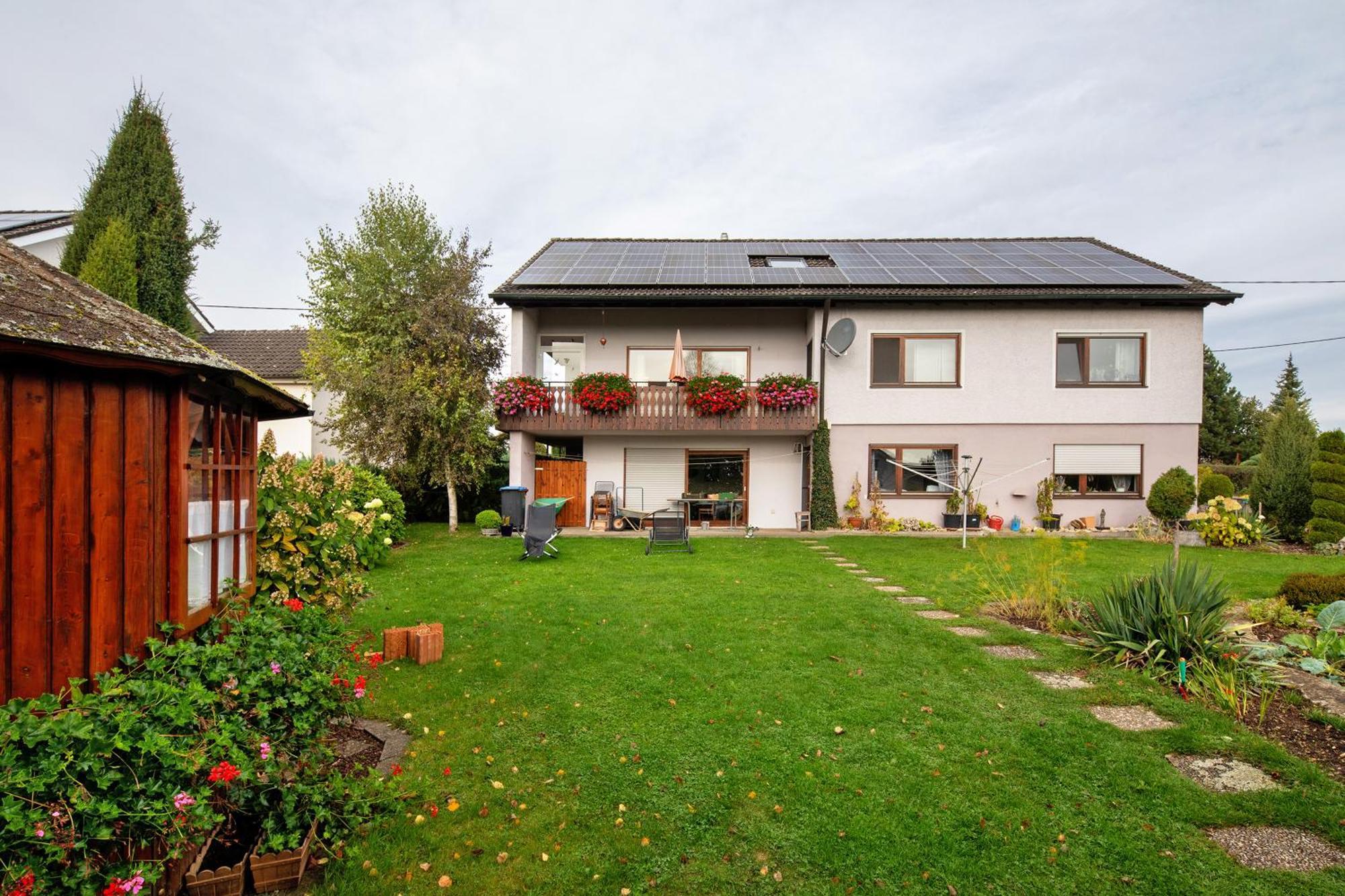 Ferienwohnung Fernsicht Zwiefalten エクステリア 写真