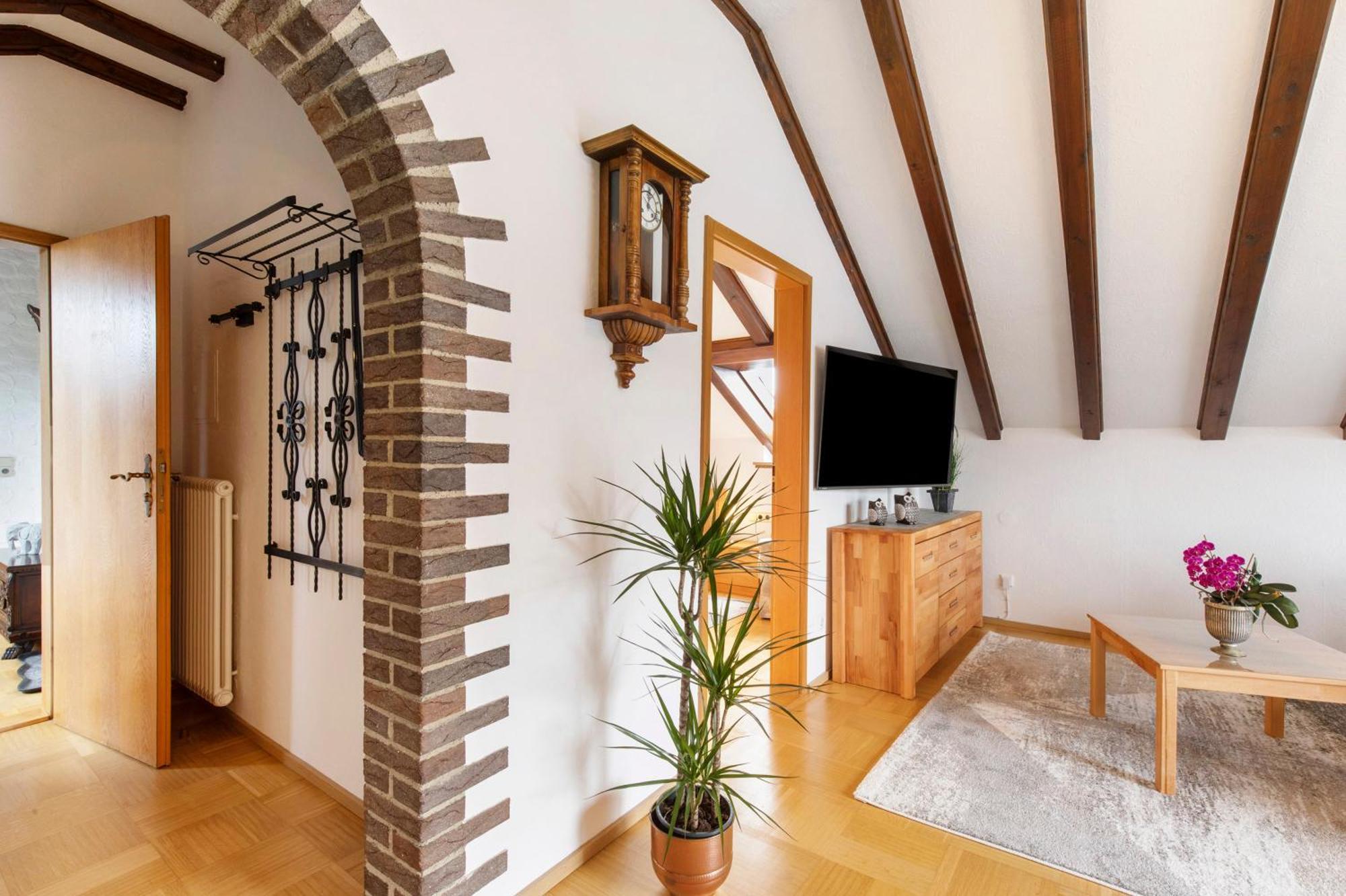 Ferienwohnung Fernsicht Zwiefalten エクステリア 写真