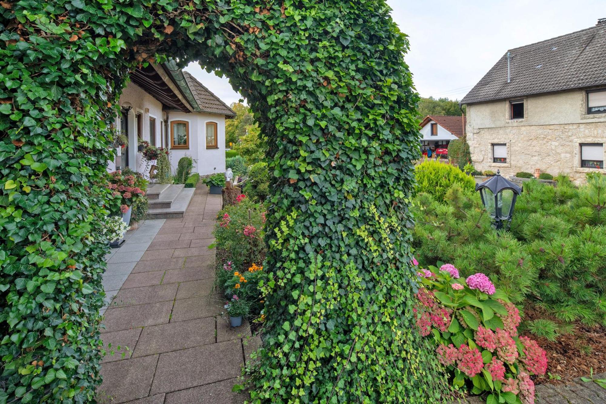 Ferienwohnung Fernsicht Zwiefalten エクステリア 写真